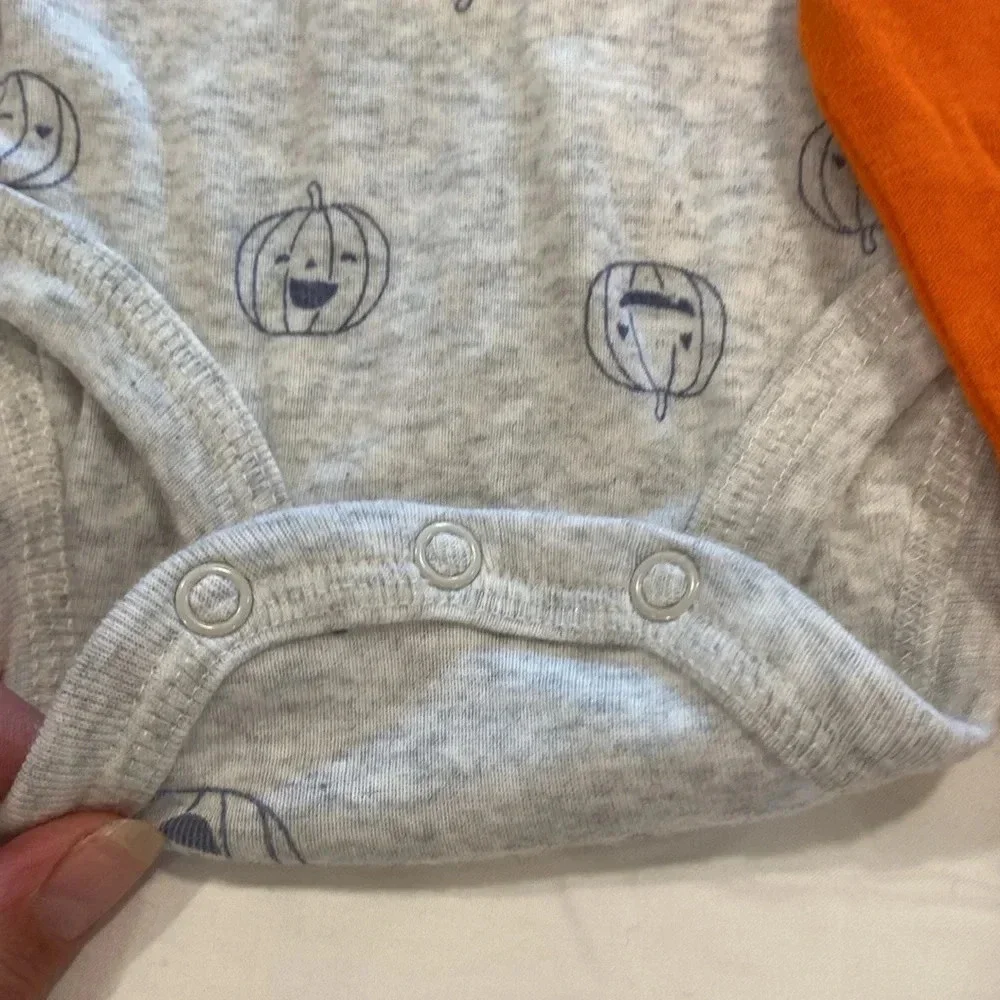 Just one you made by Carter’s Halloween set size 6 months